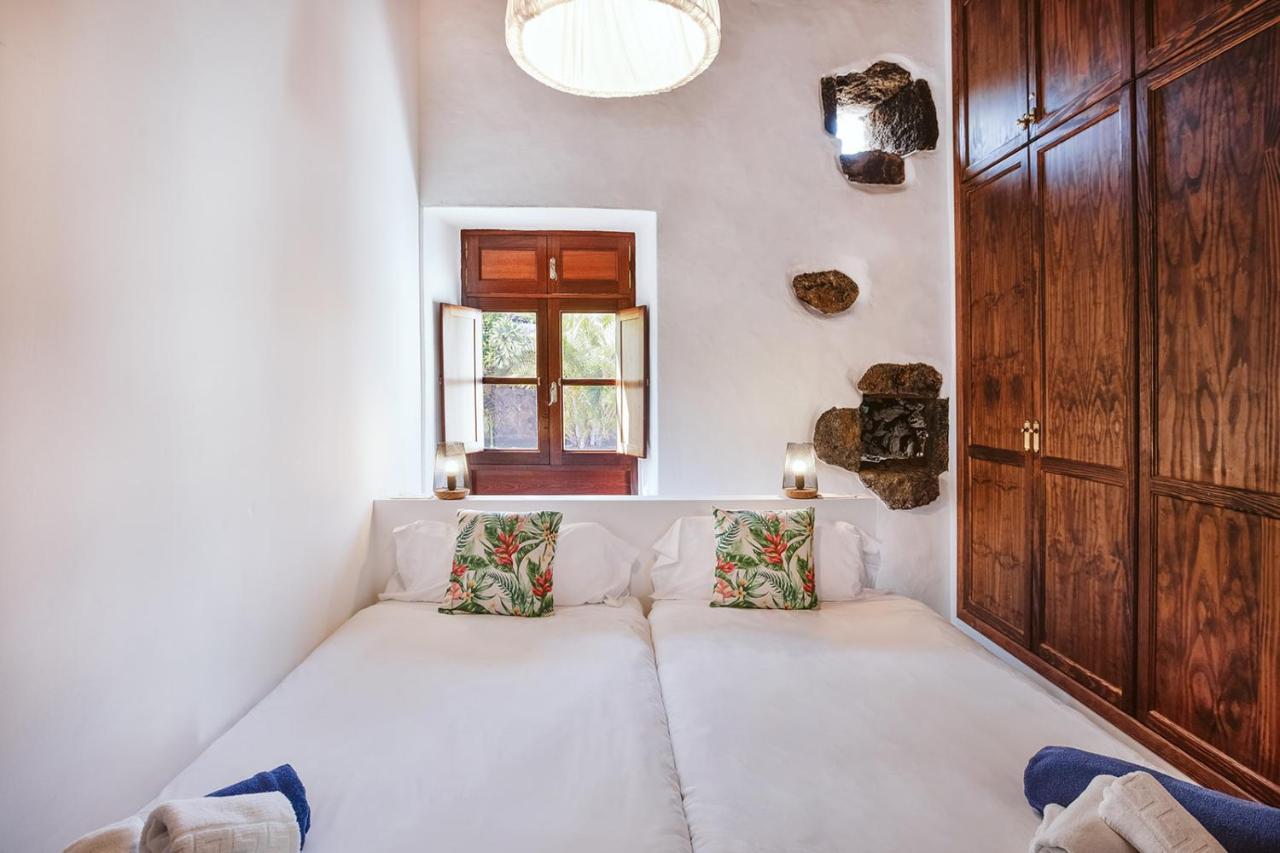 Hotelito Rural Flor de Timanfaya Tinajo Bagian luar foto