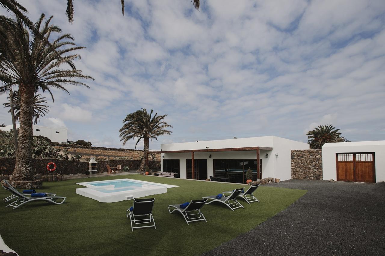 Hotelito Rural Flor de Timanfaya Tinajo Bagian luar foto